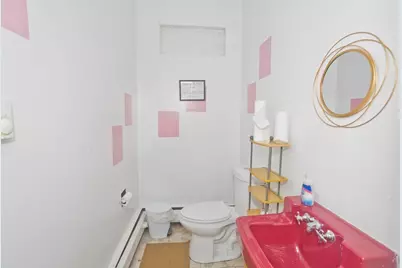 193 Elm, Holyoke, MA 01040 - Photo 9