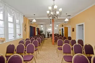 193 Elm, Holyoke, MA 01040 - Photo 5