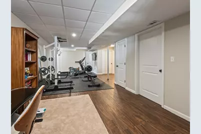 81 Longmeadow Dr, Lowell, MA 01852 - Photo 35