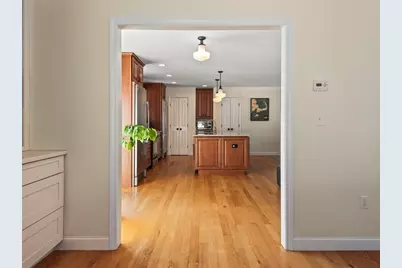 81 Longmeadow Dr, Lowell, MA 01852 - Photo 17