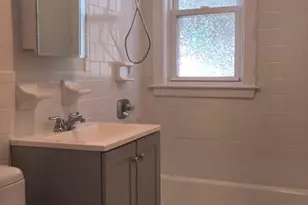 560 William St, Fall River, MA 02721 - Photo 11