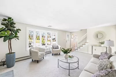 22 Longwood Ave, Woburn, MA 01801 - Photo 7