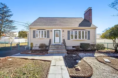 22 Longwood Ave, Woburn, MA 01801 - Photo 37