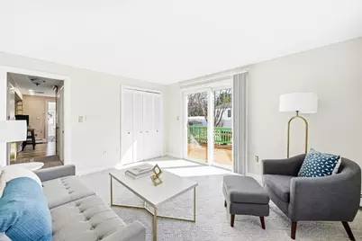 22 Longwood Ave, Woburn, MA 01801 - Photo 3