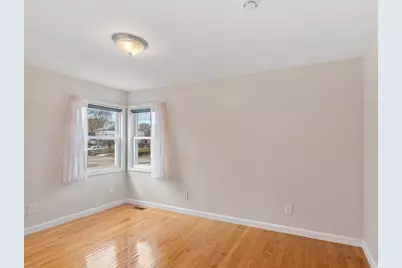 6 Bartlett St, Oxford, MA 01540 - Photo 17