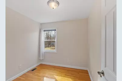 6 Bartlett St, Oxford, MA 01540 - Photo 21
