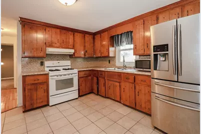 57 Arnold Ave, Lowell, MA 01852 - Photo 3