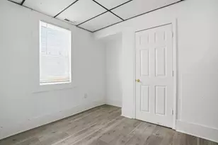 43 Wamesit St, Lowell, MA 01852 - Photo 31