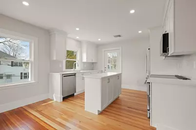 156-158 Waverley Street #156, Belmont, MA 02478 - Photo 5
