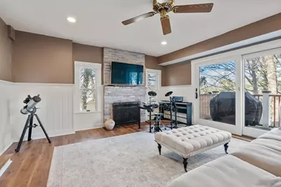 12 Wareland Rd, Wellesley, MA 02481 - Photo 23