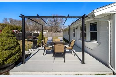 126 Bates Road, Brockton, MA 02302 - Photo 9