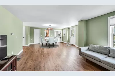 48 Fairview St A/K/A 15 Shaw St, East Longmeadow, MA 01028 - Photo 5