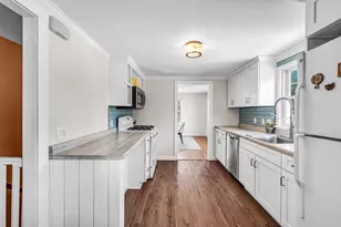 48 Fairview St A/K/A 15 Shaw St, East Longmeadow, MA 01028 - Photo 9