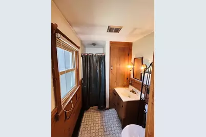 15 Harmon Ave, East Longmeadow, MA 01028 - Photo 13