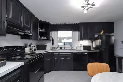 1128 Page Blvd, Springfield, MA 01104 - Photo 7