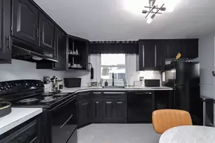 1128 Page Blvd, Springfield, MA 01104 - Photo 7