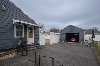 1128 Page Blvd, Springfield, MA 01104 - Photo 5