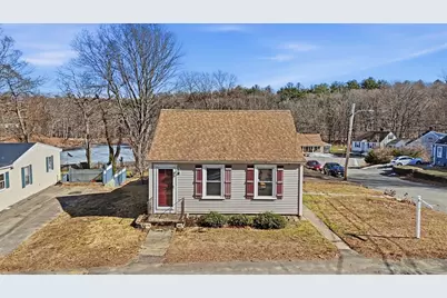 98 Washington St, Groveland, MA 01834 - Photo 1