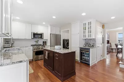 179 Pleasant Street, Framingham, MA 01701 - Photo 9