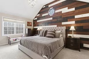 179 Pleasant St, Framingham, MA 01701 - Photo 17