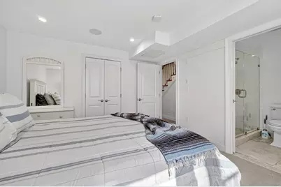 671 E 5th St #1, Boston, MA 02127 - Photo 25