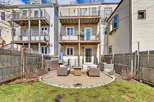 671 E 5th St, Boston, MA 02127 - Photo 31