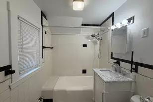 518 Watertertown St, Newton, MA 02460 - Photo 5