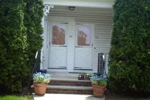 518 Watertertown St, Newton, MA 02460 - Photo 11