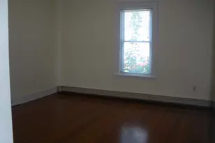 518 Watertertown St, Newton, MA 02460 - Photo 9