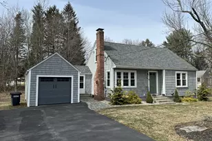 339 Salisbury St, Holden, MA 01520 - Photo 1