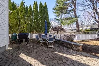 2 Cavanagh Rd, Wellesley, MA 02481 - Photo 27