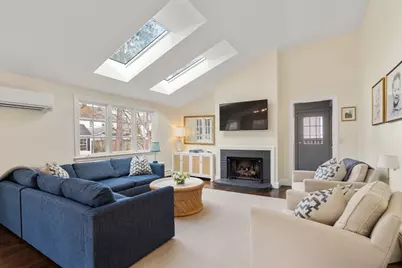 2 Cavanagh Rd, Wellesley, MA 02481 - Photo 9