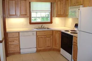 8B Schaller St, Wellesley, MA 02482 - Photo 3