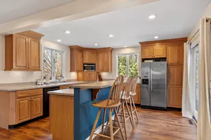 21 Potter Rd, Framingham, MA 01701 - Photo 9