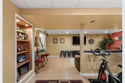 21 Potter Rd, Framingham, MA 01701 - Photo 35