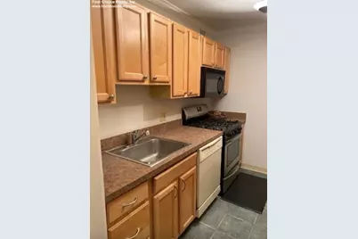 77 Pond Avenue #503, Brookline, MA 02445 - Photo 9