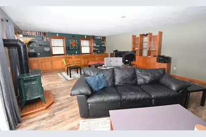 109 Rocky Pond Rd, Boylston, MA 01505 - Photo 11