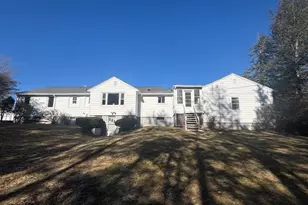 437 Salisbury St, Worcester, MA 01609 - Photo 35