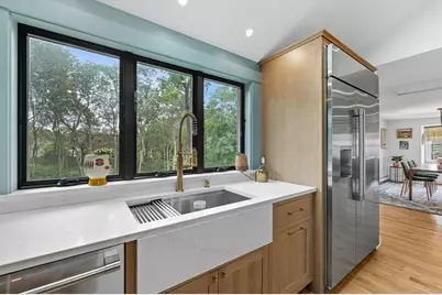 4 Ciaramitaro Ct, Gloucester, MA 01930 - Photo 9