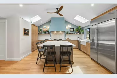 4 Ciaramitaro Ct, Gloucester, MA 01930 - Photo 3