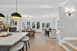 8 Dobbins St, Waltham, MA 02453 - Photo 17