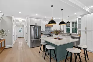 8 Dobbins St, Waltham, MA 02453 - Photo 7