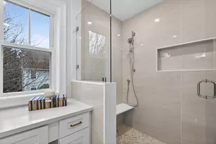 8 Dobbins St, Waltham, MA 02453 - Photo 29