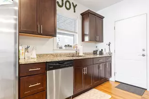 142 Boston St, Boston, MA 02125 - Photo 7