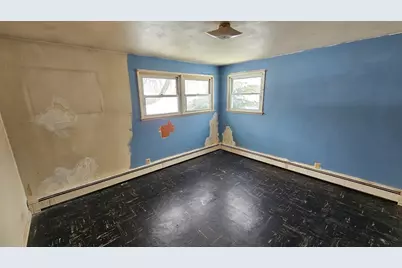 49 Corcoran, Springfield, MA 01118 - Photo 15