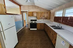 49 Corcoran, Springfield, MA 01118 - Photo 5