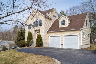 10 Moss St, Burlington, MA 01803 - Photo 3