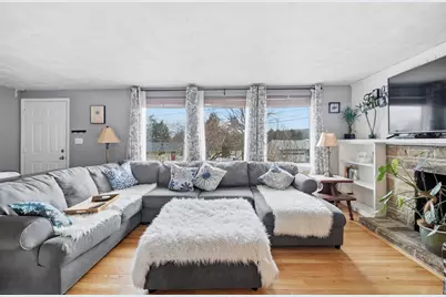 11 Laurel Ter, Westfield, MA 01085 - Photo 7