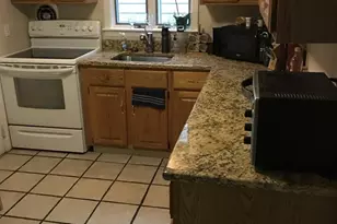 11 Vine St, Marblehead, MA 01945 - Photo 1