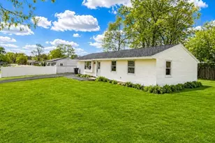 23 Dondi Rd, Brockton, MA 02302 - Photo 3